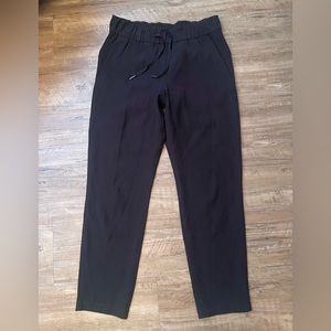 Lululemon Stretch High-Rise Cropped Pant